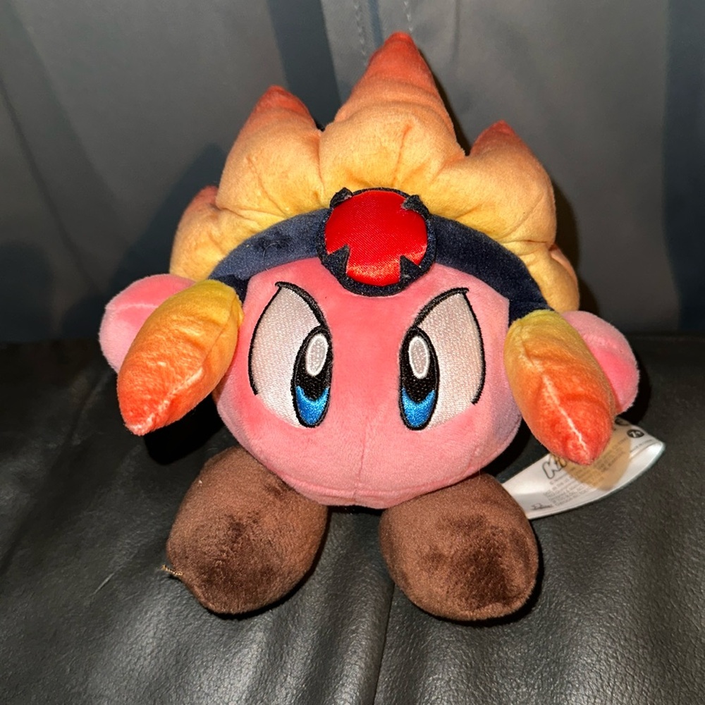 Small vintage Kirby cartoon plush rare stuffie toy collectible Nintendo